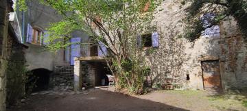Grande Maison Jardin Cours centre Ville Florac