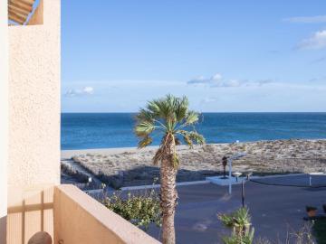 Apartment Front de Mer-23