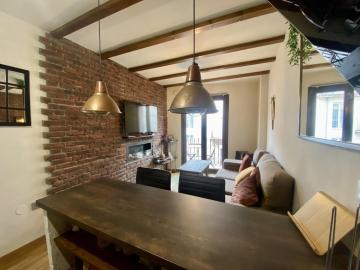 El Rio apartment