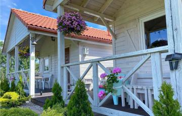Stunning home in Ustka with WiFi and 1 Bedrooms