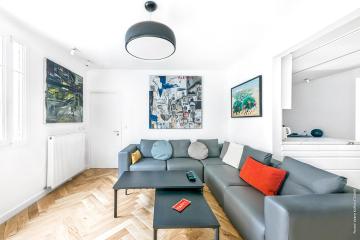 Elegant, Contemporary Style Apartment Faisanderie by B'Your Home