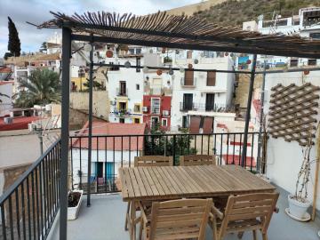 Private Terrace-Romantic-Sea, Castle views-Central