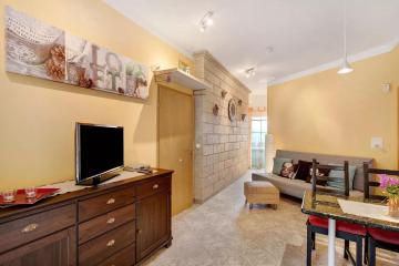 Lovely 2-Bed Finca with pool in Villa de Arico
