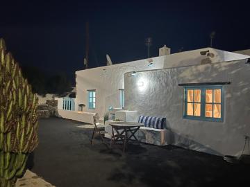 PETITE CASA LEONCIA