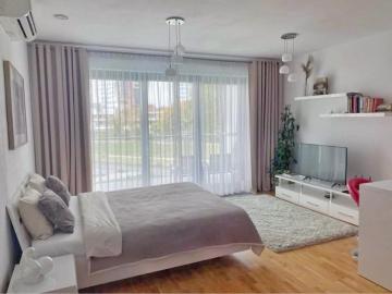 Capital Towers - Apartament Pop-art z widokiem na rzekę