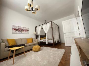 Central Zagreb lovely 2-bedroom apartment