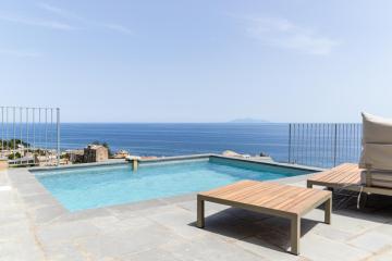 Magnifique,villa Nepita, vue mer,pisc chauf, 8p
