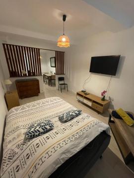 Grand studio Toulou Mourillon