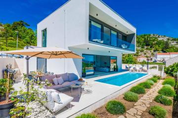 Villa Blue Diamond