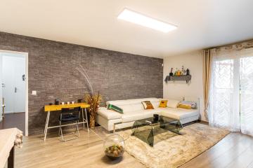 GuestReady - Grey Sunshine near Parc du Croissant