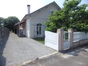 Gîte Sainte-Eulalie-en-Born, 6 pièces, 10 personnes - FR-1-360-725