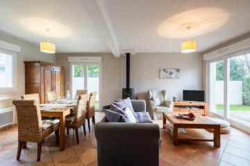 Belle maison pour 6 personnes a Ploneour-Lanvern