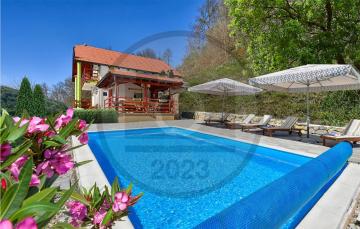 Beautiful home in Martinkovec with Outdoor swimming pool, 2 Bedrooms and WiFi