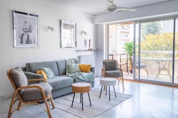 Antibes Street - Bright 1 Bdr Large Balcony
