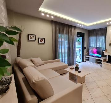 Toroni Pearl