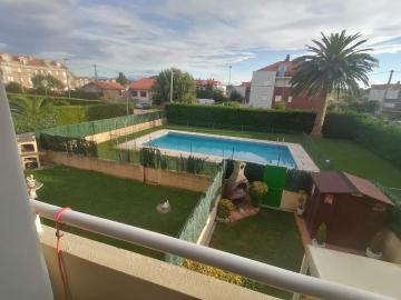 Apartamento céntrico con piscina y garaje