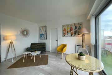 Bright nest - open view - residential area