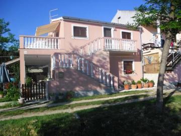 Holiday apartment in Privlaka with sea view, terrace, air conditioning, WiFi 3591-3
