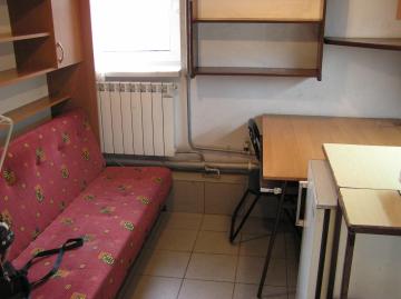 A kawalerka bardzo mała cena adekwantna Halczyna 9 do Rynku 7 przystanków