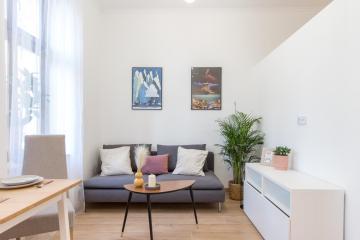 Golden Apartments/SobB