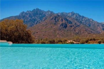 Maison en pierre proche des Gorges de l'Asco entre mer montagne et piscine