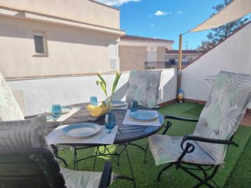 600m de la playa, terraza soleada