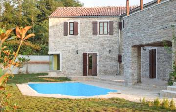 Awesome home in Brajkovici with Outdoor swimming pool, Sauna and WiFi
