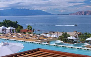 Awesome apartment in Novi vinodolski with Sauna, 2 Bedrooms and WiFi