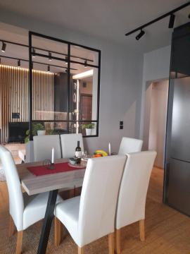 Relaxing Luxury Suite
