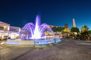 Tigaki Mall Hostel