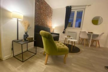 Warm 30m close to the beach