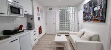 APARTAMENTO NEW YORK STYLE, BIEN COMUNICADO