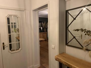 Bel appartement tout équipé avec balcon & parking