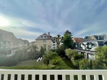 Somptueux appartement 25m2, balcon, plein centre