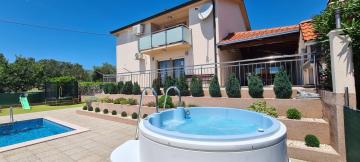 Mira Holiday Home