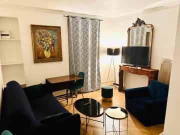 Home Sweet Home Champs de Mars