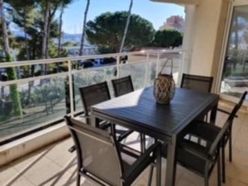 Appartement Hyères, 4 pièces, 6 personnes - FR-1-335-156