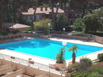 Appartement Hyères, 2 pièces, 4 personnes - FR-1-335-174