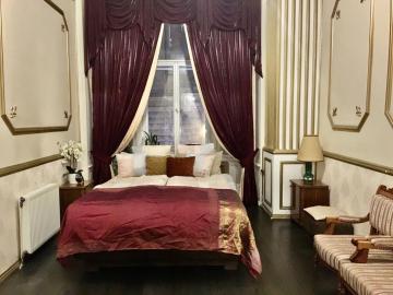 Secession Luxury Apartment