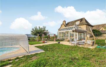 Awesome Home In Castelnau De Mandaille With Outdoor Swimming Pool, Heated Swimming Pool And 2 Bedrooms