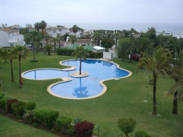 APARTAMENTO EN JARDINES DE CALAHONDA