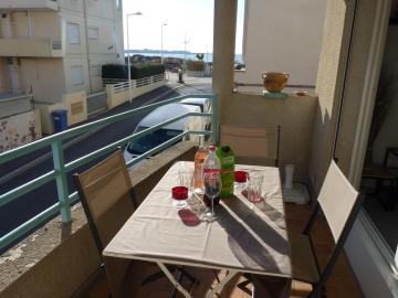 Appartement moderne vue latérale sur mer proche centre