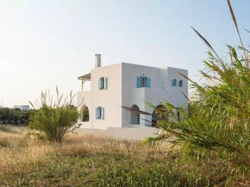 Adorable 3 bedroom maisonette in Pounta