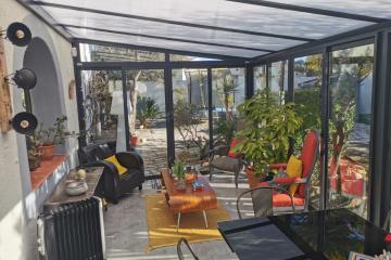 Pretty house with garden loggiapool