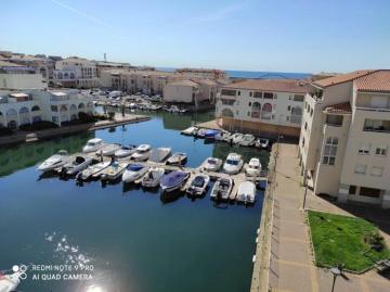 Appartement face à la mer à 200m des plages