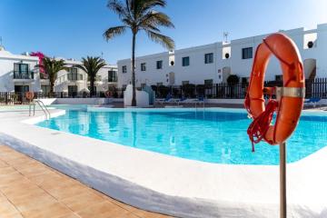 Appartamento fronte Piscina [Wi-Fi e Relax]