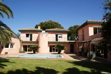 Villa de 5 chambres a Saint Cyprien a 100 m de la plage avec piscine privee et jardin clos