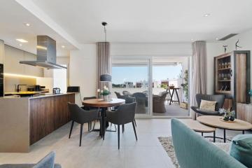 CB Living - Unique design Villamartin apartment