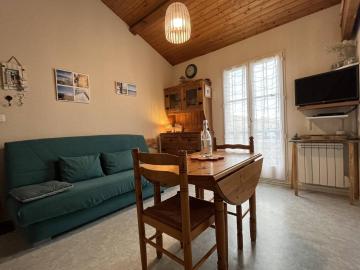 Appartement Dolus-d'Oléron, 2 pièces, 4 personnes - FR-1-246A-198