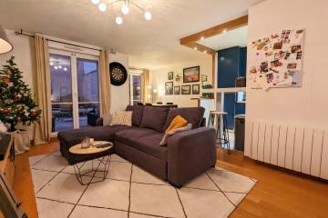 60 m with garden and terrace near Paris